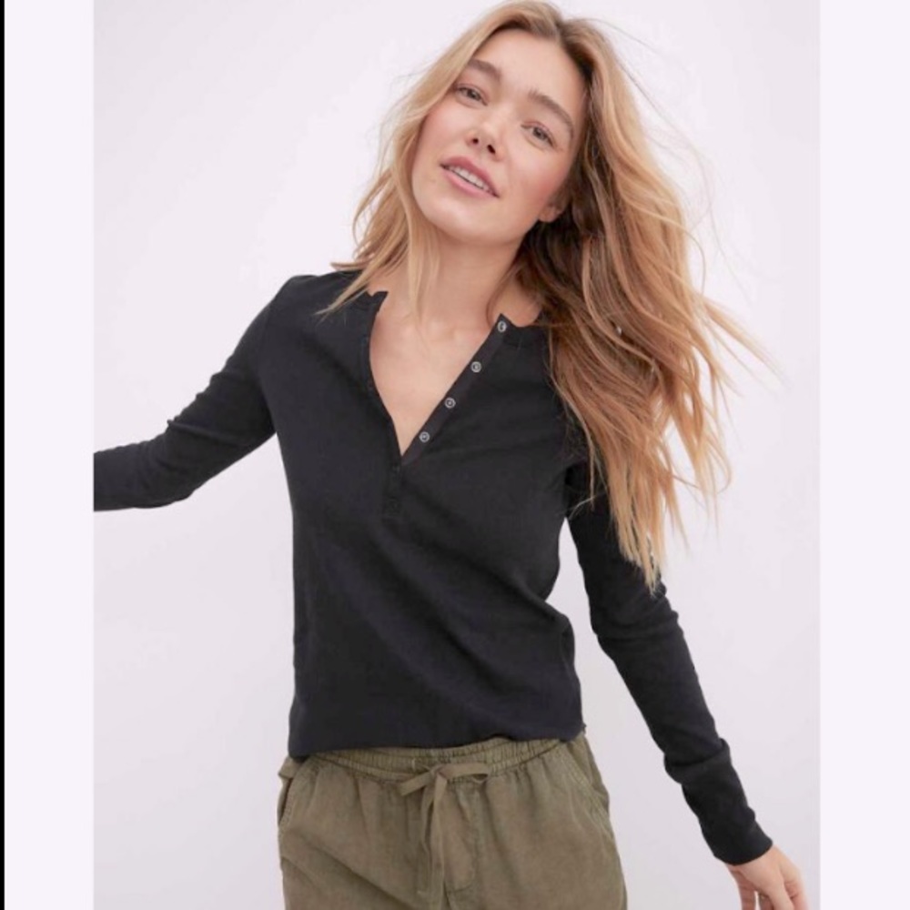 Aerie Feelin Good Henley Tee